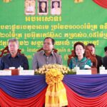 ផ្លូវបេតុងអាមេ ១ខ្សែ ប្រវែង ១០០០ម៉ែត្រ នៅភូមិលេខ២ សង្កាត់ស្វាយរលំ ក្រុងតាខ្មៅ ត្រូវបានបើកការដ្ឋានសាងសង់