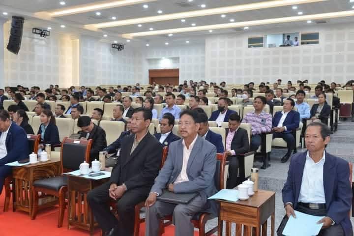 មន្ត្រីសាធារណៈ និងអ្នកសារព័ត៌មាន មិនគួរខ្លាចការរិះគន់ឡើយ