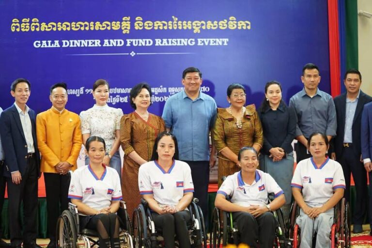 ស.ស.យ.ក. រាជធានីភ្នំពេញ ចាប់ដៃជាមួយអត្តពលិកពិការដើម្បីកីឡាបាល់បោះរទេះជនពិការកម្ពុជា